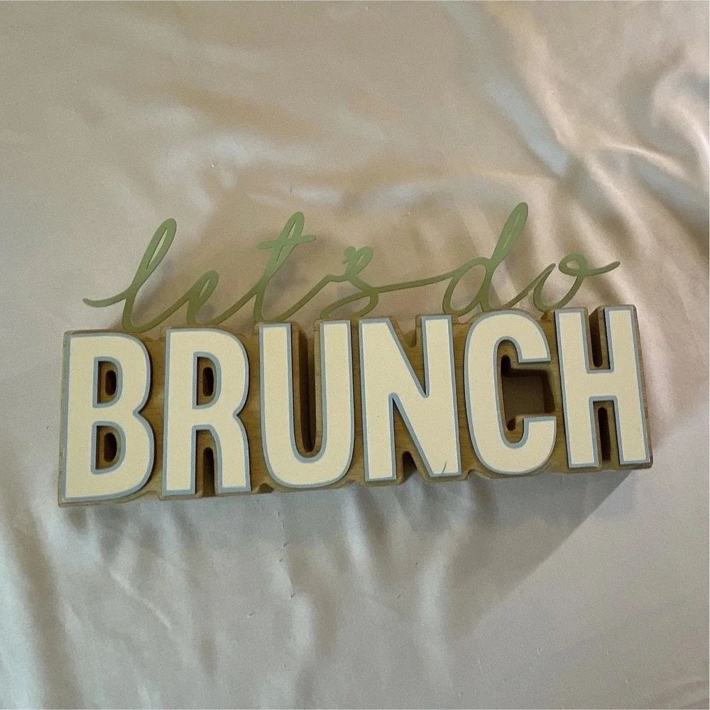 BRUNCH Lettering Wood Sign Beach Theme 3D Effect White/Green/Beige 10x4